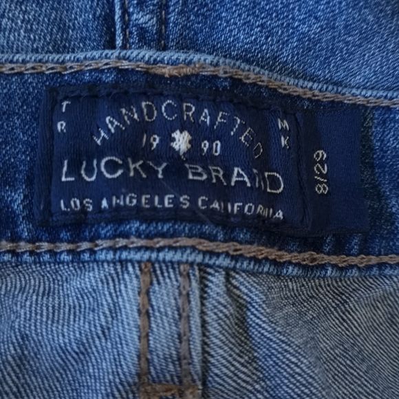 Lucky Brand Sweet Crop Jeans - Picture 10 of 10